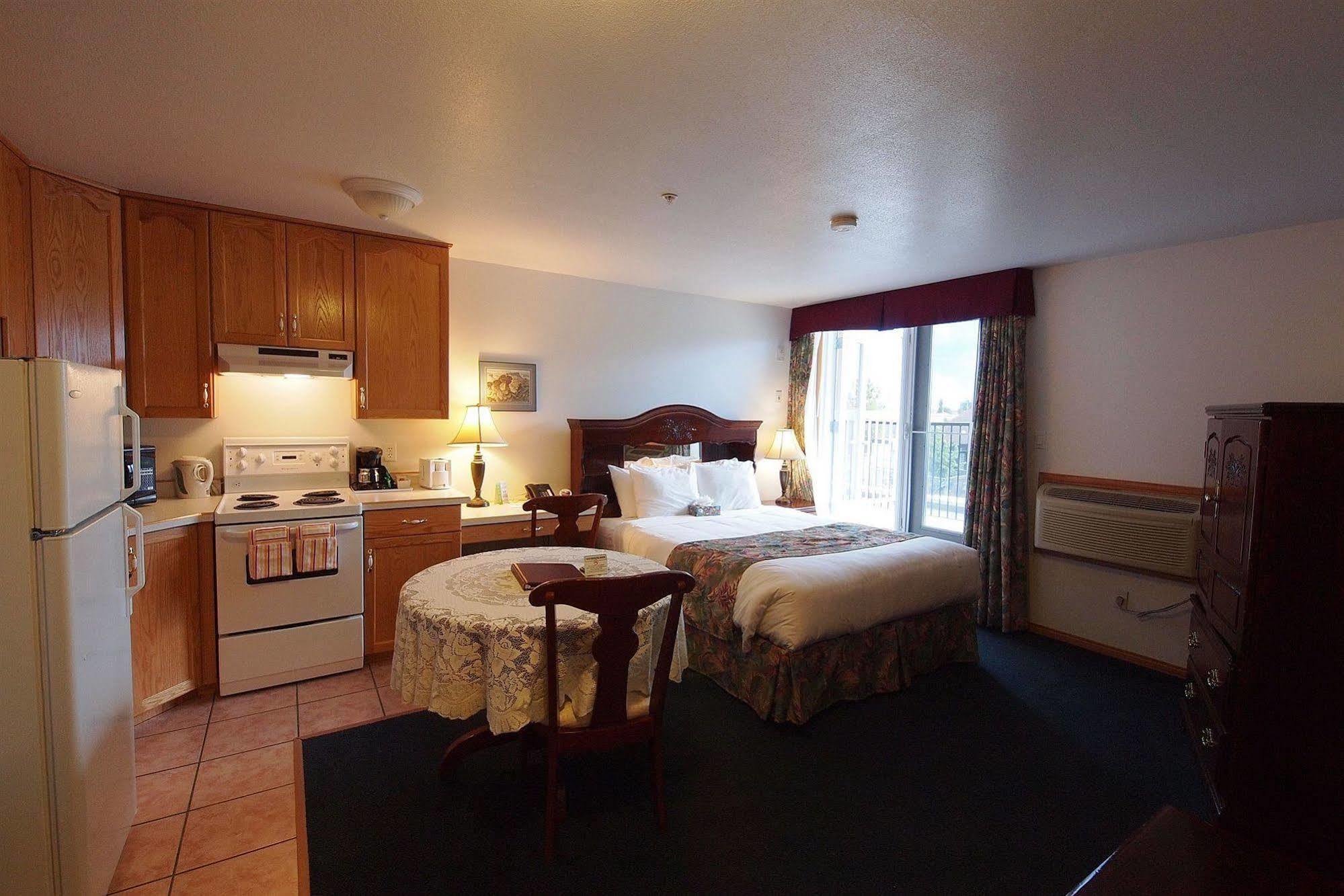 Executive House Suites Hotel & Conference Centre High Level Zewnętrze zdjęcie